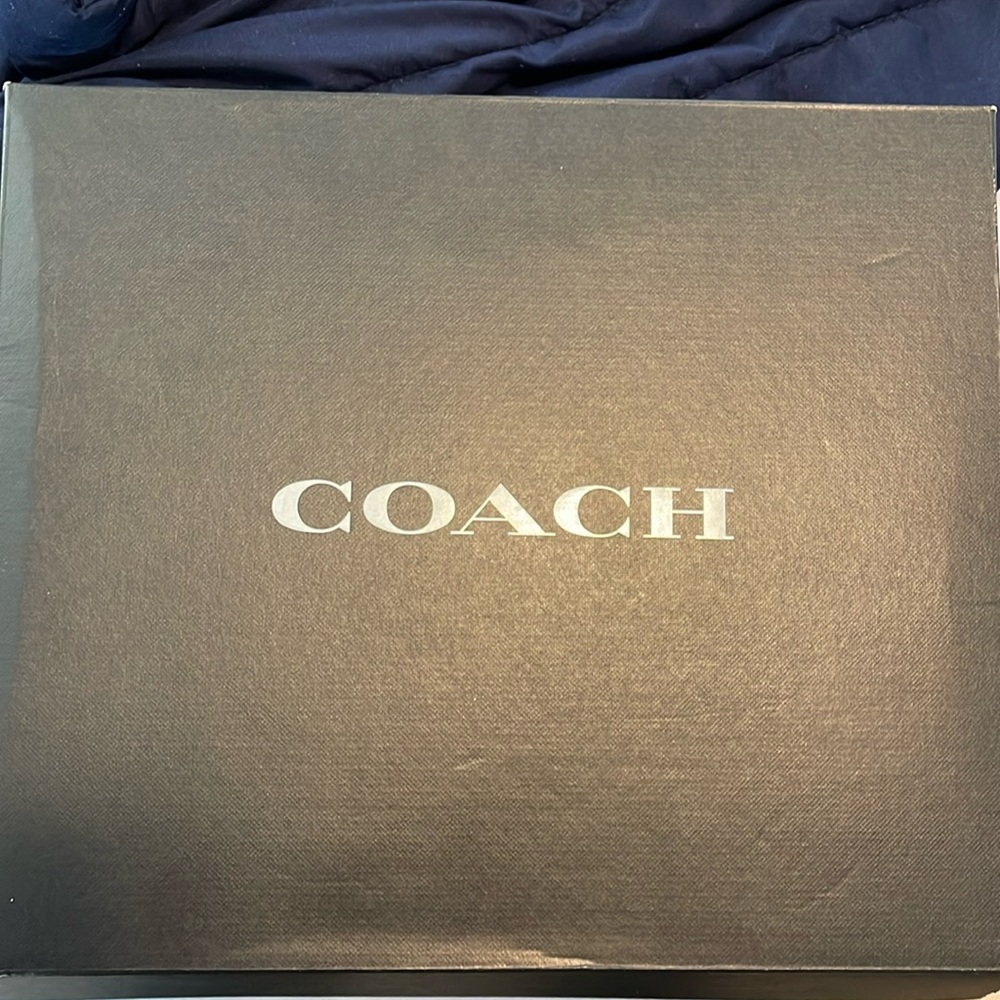 Man's 9.5 Coach Rainboots